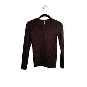 Ava &Lu Girls black and silver metallic thread front button cardigan size med￼